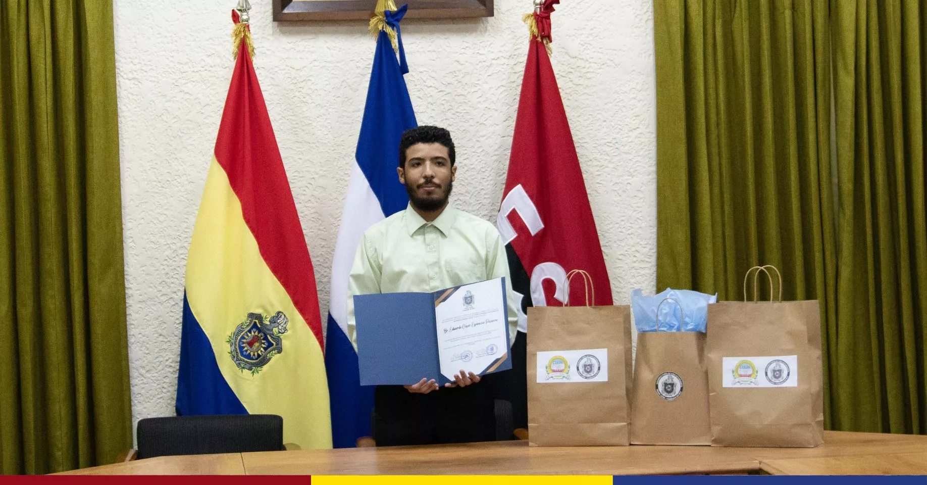 MEJOR ESTUDIANTE UNAN LEÓN