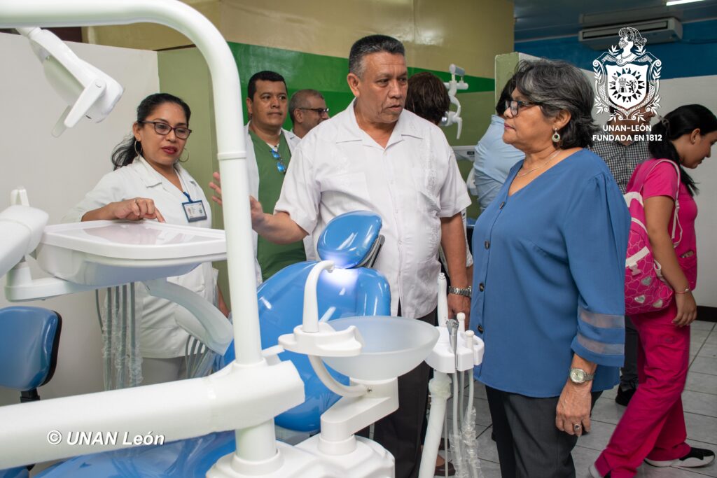 UNAN-León INAUGURACION CLINICA ARACELY PEREZ