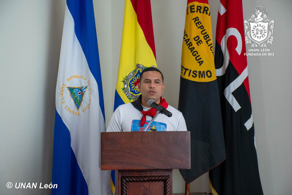 UNAN León Cruzada Nacional de Alafabetización