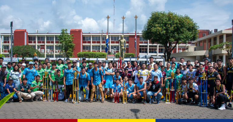 ¡Celebrando el Talento Deportivo! UNAN-León Premia a Ganadores de la Liga Interuniversitaria