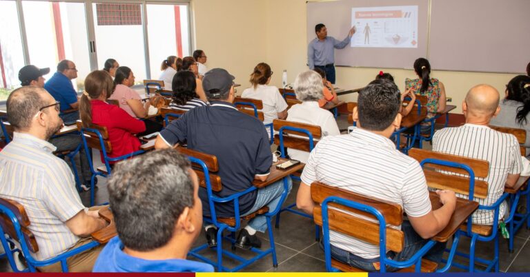 UNAN-León conmemora el legado del coronel José Santos López con conferencia sobre Aplicación virtual del Marketing